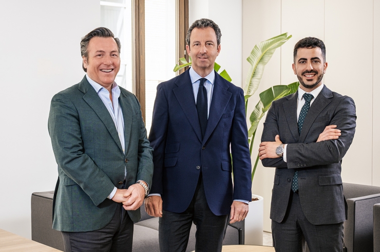 El director territorial de Creand Wealth Management per a Llevant i Andalusia, José Samper, el director de l'oficina de Creand Wealth Management a Màlaga, Rafael Álvarez-Net, i el banquer sènior a l'oficina de Creand Wealth Management a Màlaga, Óscar Parraga.